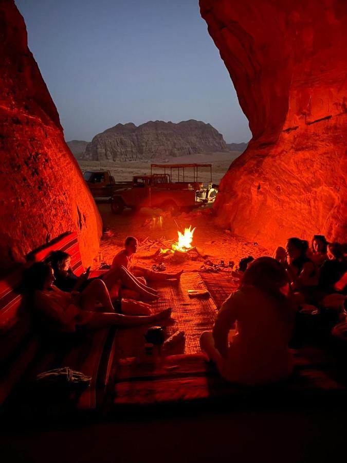Wadi Rum Desert Heart Camp מראה חיצוני תמונה