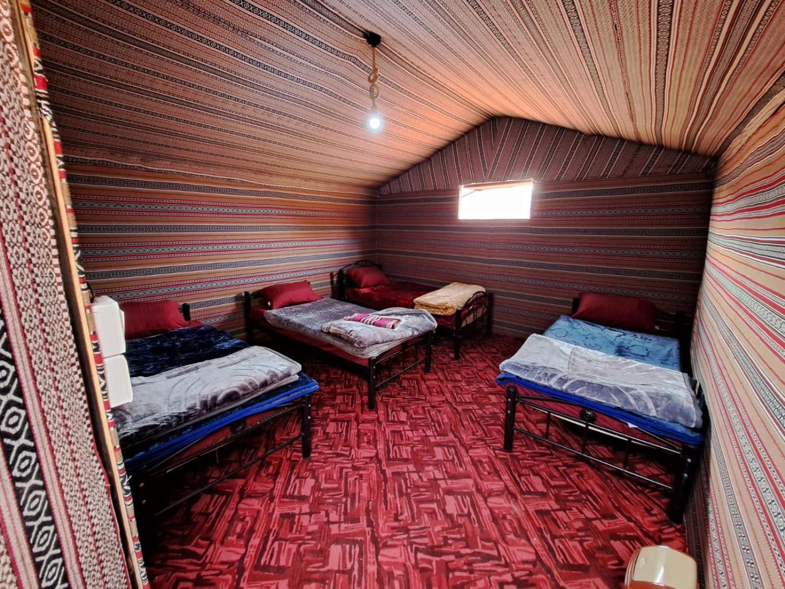 Wadi Rum Desert Heart Camp מראה חיצוני תמונה