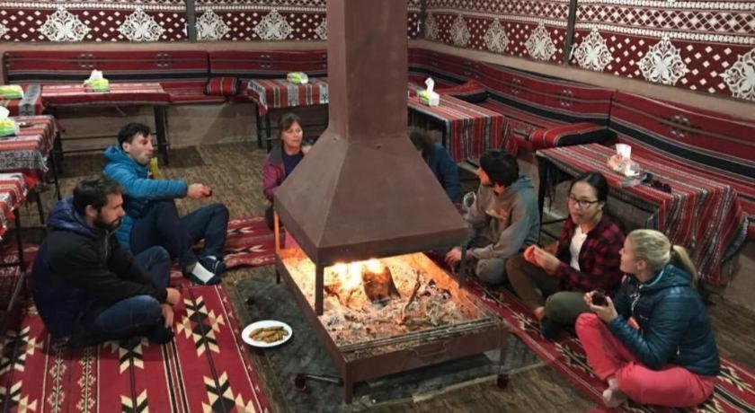 Wadi Rum Desert Heart Camp מראה חיצוני תמונה